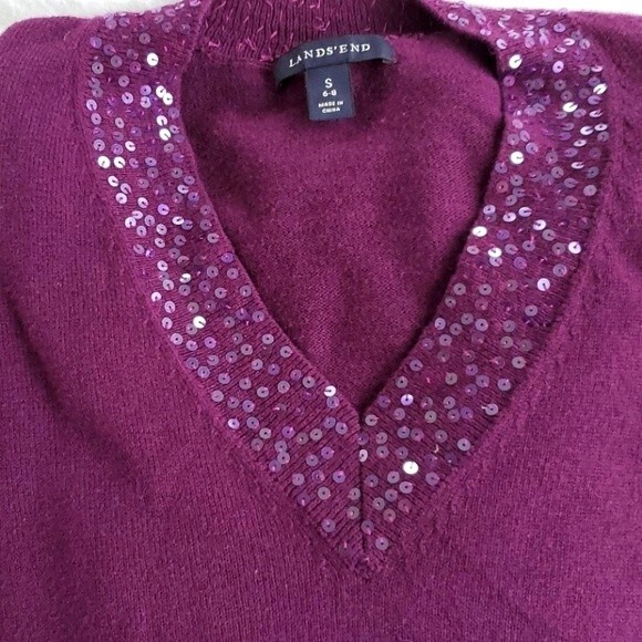 LANDS' END PURPLE V-NECK SWEATER SEQUINS COTTON CASHMERE, SIZE SMALL - Picture 1 of 7